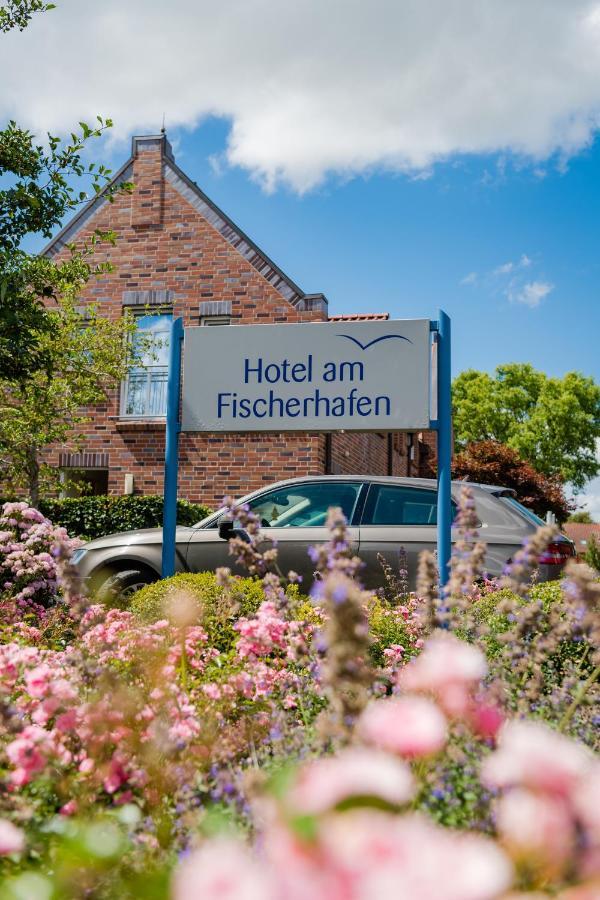 Hotel Am Fischerhafen Ditzum Esterno foto