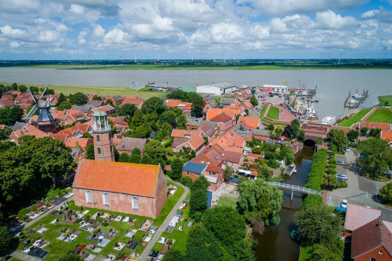 Hotel Am Fischerhafen Ditzum Esterno foto