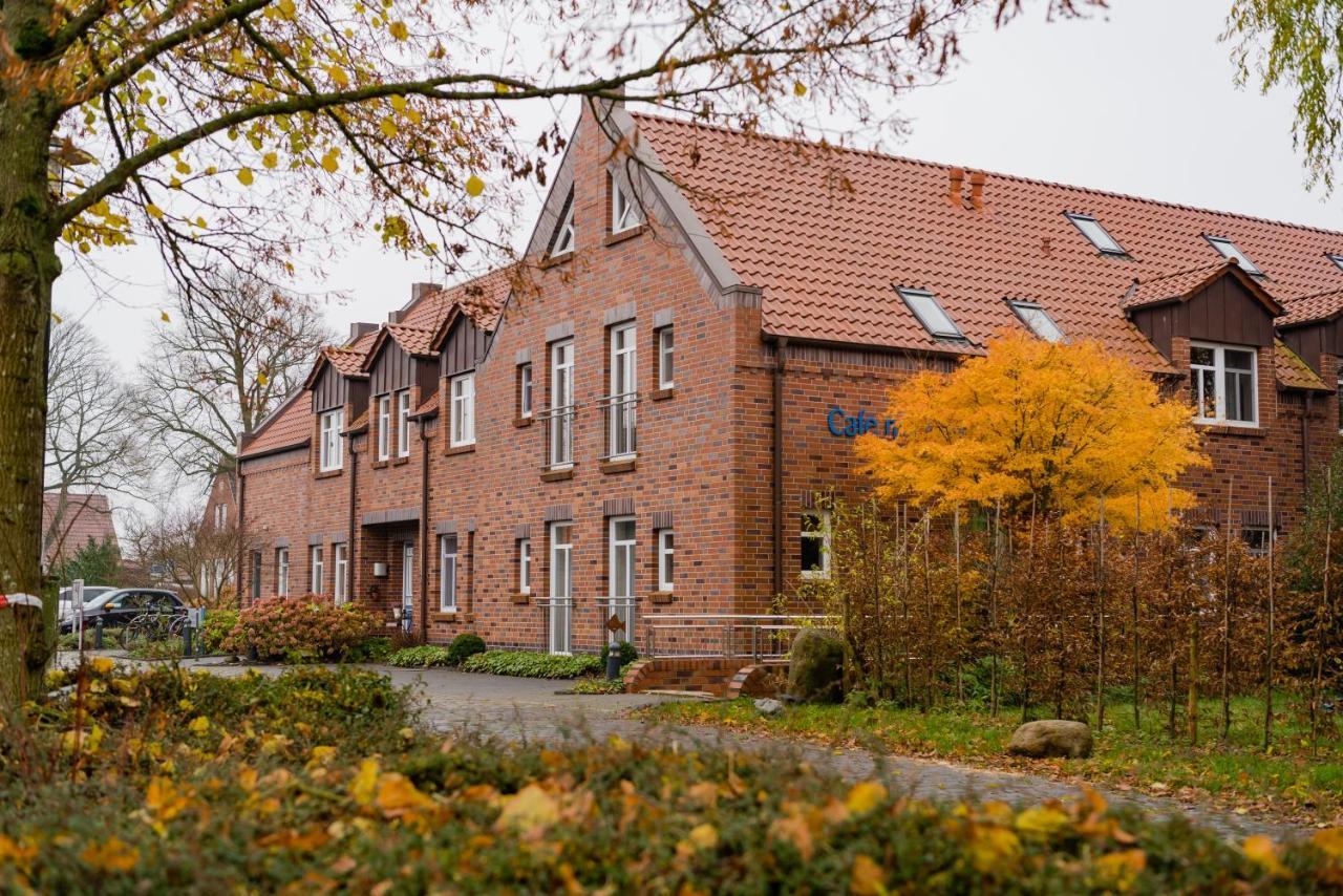 Hotel Am Fischerhafen Ditzum Esterno foto